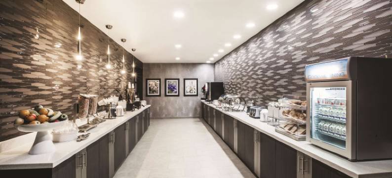 拉伯克南拉昆塔温德姆套房酒店(La Quinta Inn & Suites by Wyndham Lubbock South)图片