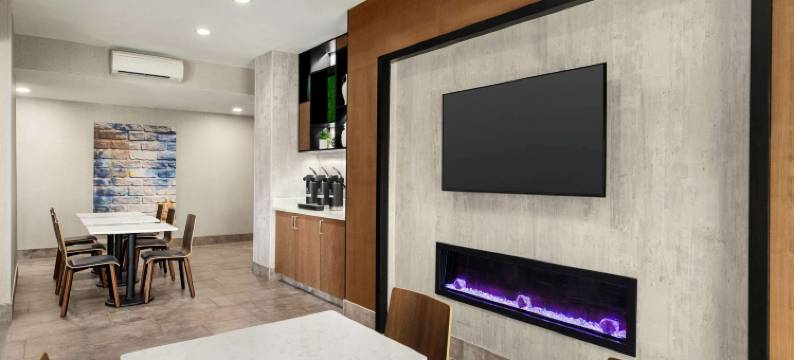 塞勒姆拉昆塔温德姆套房酒店(La Quinta Inn & Suites by Wyndham Salem or)图片