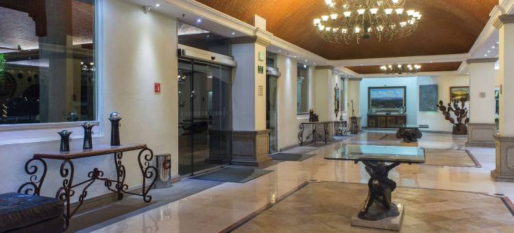 墨西哥城佩里诺特温德姆华美达酒店(Ramada by Wyndham Ciudad de Mexico Perinorte)图片