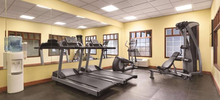 蒙大拿州比灵斯丽怡酒店(Country Inn & Suites by Radisson, Billings, MT)图片