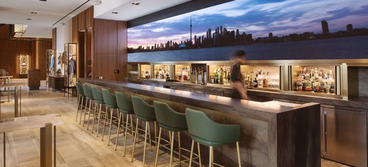 多伦多约克维尔四季酒店(Four Seasons Hotel Toronto)图片