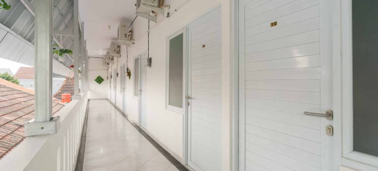 RedDoorz Syariah Near Exit Toll Jatiwarna 2图片