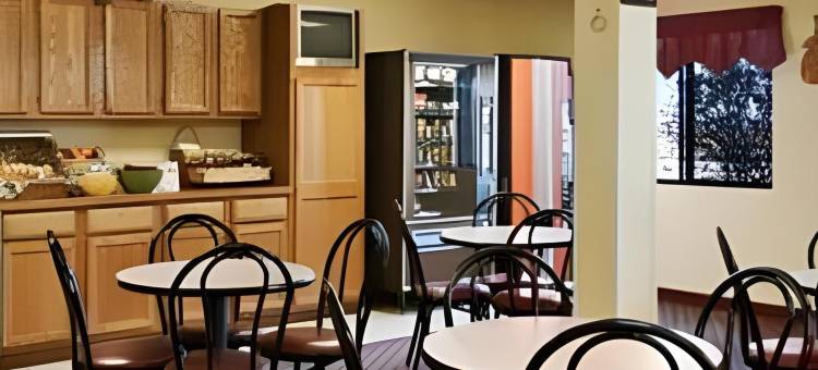 Travelodge by Wyndham Jefferson City图片