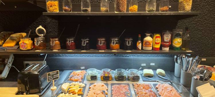 圣维茨鲁瓦西郁锦香酒店(Golden Tulip Roissy Saint Witz)图片