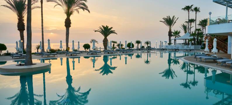 日出海滩酒店(Sunrise Beach Hotel)图片