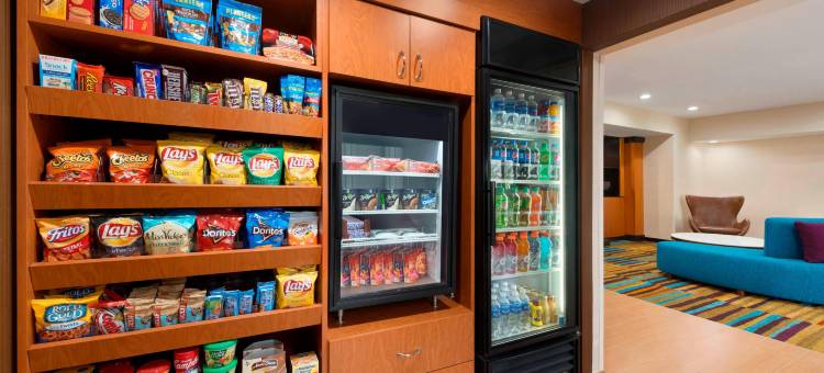 哈特福德曼彻斯特万枫酒店(Fairfield Inn & Suites Hartford Manchester)图片