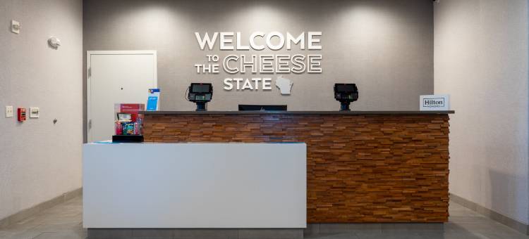 希尔顿欢朋酒店-埃尔克霍恩(Hampton Inn Elkhorn Lake Geneva Area)图片