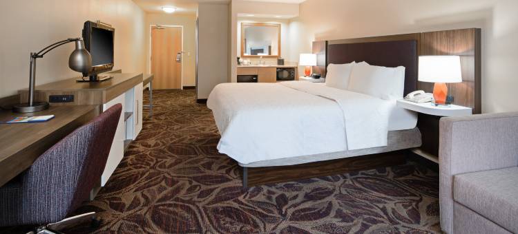 希尔顿欢朋套房酒店(Hampton Inn & Suites Bremerton)图片