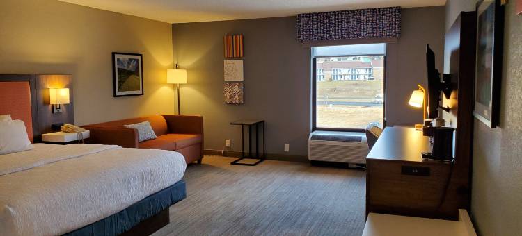 希尔顿欢朋酒店-希尔斯维尔(Hampton Inn Hillsville)图片