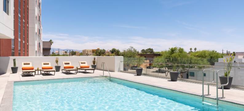 亚利桑那图森市区会议中心希尔顿逸林酒店(DoubleTree by Hilton Tucson Downtown Convention Center)图片