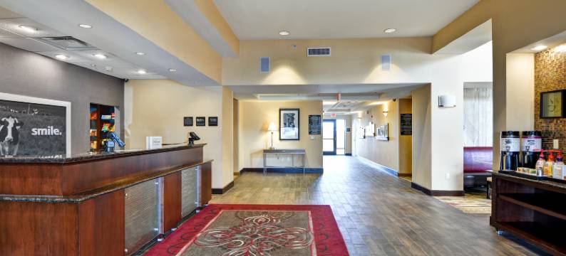 皮奥里亚大草原欢朋套房酒店(Hampton Inn & Suites Peoria at Grand Prarie)图片