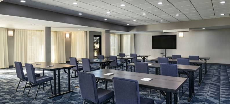 奥斯汀域区万豪万怡酒店(Courtyard Austin the Domain Area)图片