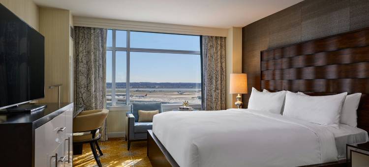 阿灵顿首府美景万丽酒店(Renaissance Arlington Capital View Hotel)图片