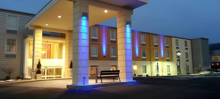 Holiday Inn Express 匹兹堡 - 芒霍尔(Holiday Inn Express PITTSBURGH E - WATERFRONT DR by IHG)图片