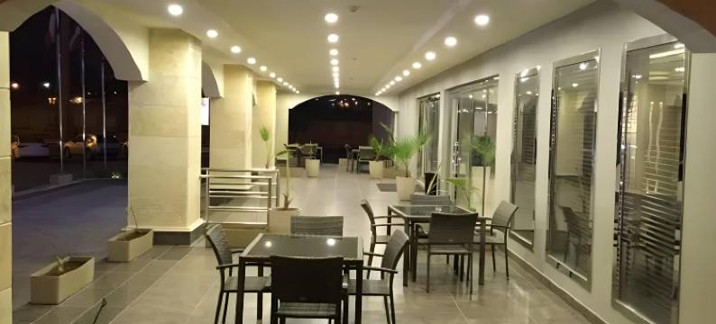 三棵树(Triple Tree)图片