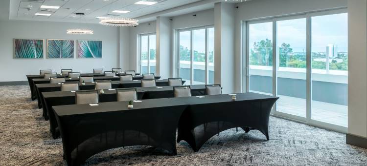 希尔顿在佛罗里达州卡纳维拉尔角Cruise Port的Home2套房(Home2 Suites by Hilton Cape Canaveral Cruise Port)图片