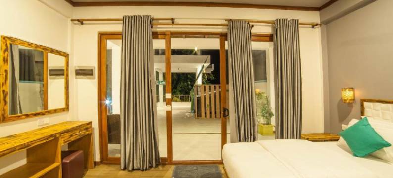 阴影旁酒店(By the Shade)图片