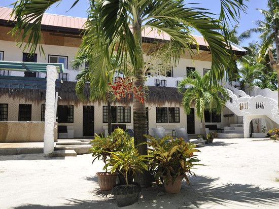 小美人鱼跳水度假村