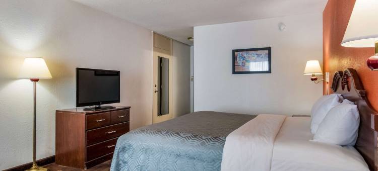 伊克诺套房酒店(Econo Lodge Inn & Suites)图片