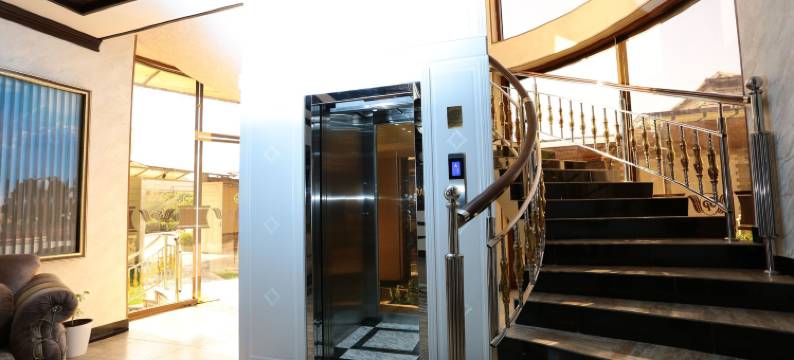 Saroy宫殿酒店(Saroy Palace Hotel)图片