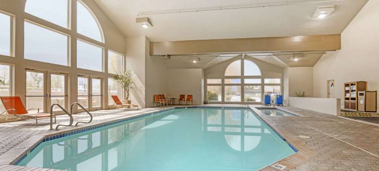 米尔克里克贝斯特韦斯特优质酒店(Best Western Plus Mill Creek Inn)图片