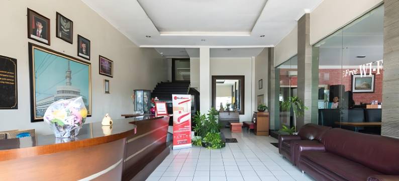 红多兹酒店-尤里苏摩哈吉(RedDoorz @ Urip Sumoharjo)图片
