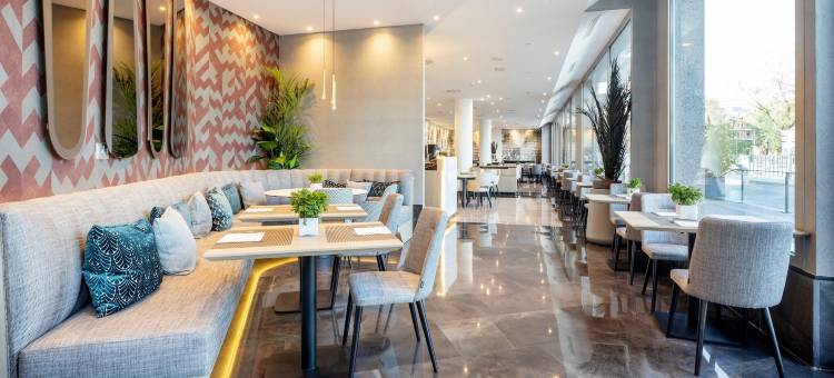 伊鲁尼阿尔卡拉北部酒店(Ilunion Alcalá Norte)图片