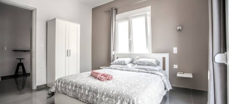 位于卡斯特拉奇的1卧室公寓-110平方米|带1个独立浴室(Terra di Meteora Suites #1)图片