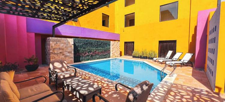 克罗尼尔广场酒店(Hotel Plaza Colonial)图片