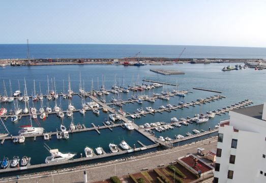 Atlantic Tower - Free Parking Hotel Overview