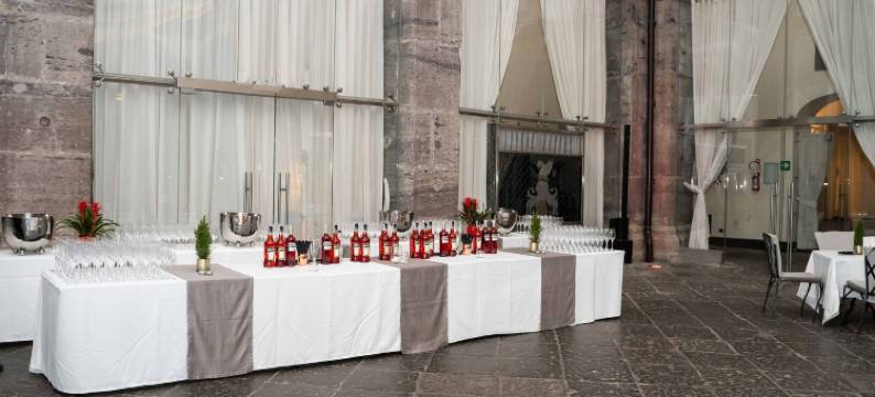 那不勒斯帕拉索卡拉乔洛酒店(Palazzo Caracciolo Naples)图片