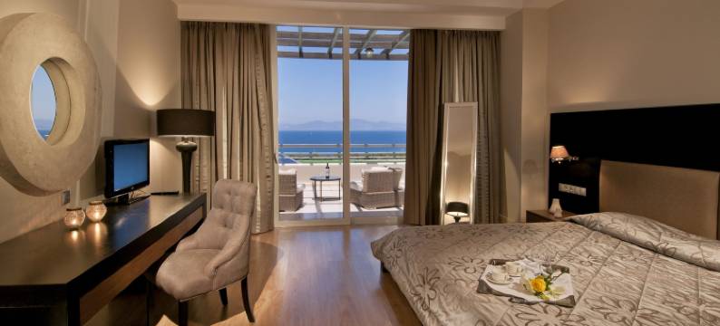 基普里奥蒂斯全景套房酒店(Kipriotis Panorama Hotel & Suites)图片