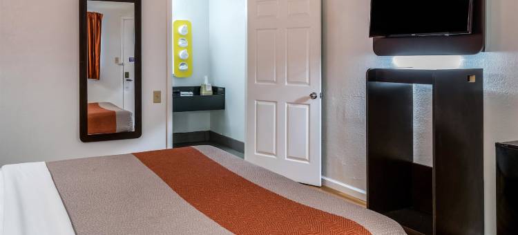 肯塔基弗洛伦斯- 辛辛那提机场 6号汽车旅馆(Motel 6 Florence, KY - Cincinnati Airport)图片