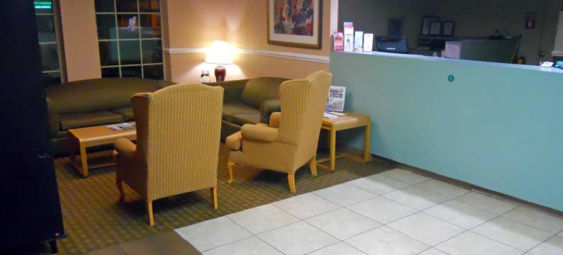美国最佳酒店-博福尔(America's Best Inn and Suites Beaufort)图片