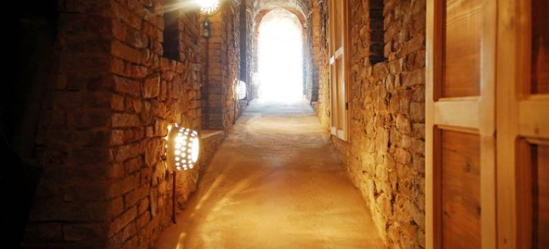 格拉纳罗拉城堡酒店 – 适合成人(Castello di Granarola Relais - Adults Friendly -)图片