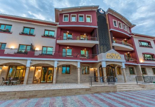 Villa Sintica Hotel Overview