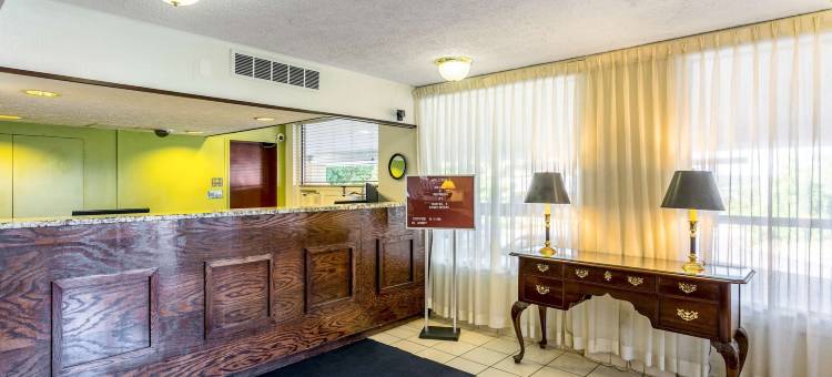 美洲最佳价值旅馆艾奇伍德(Americas Best Value Inn Edgewood, MD)图片