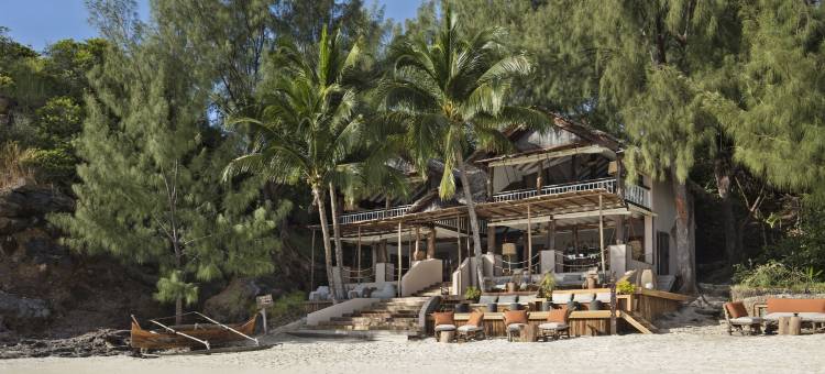 康斯丹萨哈班其娜(Constance Tsarabanjina - All Inclusive)图片