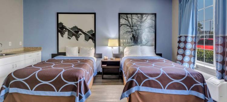 史密斯菲尔德/塞尔玛温德姆速 8 酒店(Super 8 by Wyndham Smithfield/Selma)图片