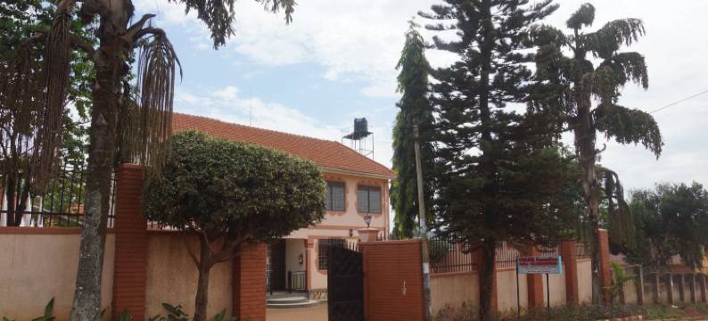 科斯米尔行政套房酒店(Cosmil Executive Suites)图片