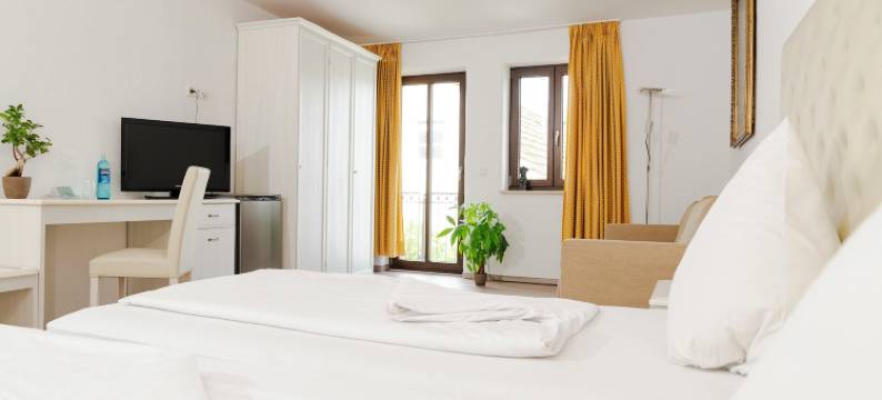 亨利的睡眠布特尼森(Henrys Sleeping Buttenwiesen)图片