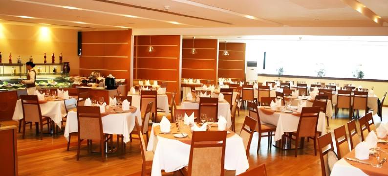 艾尔詹辛拉俱乐部酒店(Al Jazira Club Hotel)图片