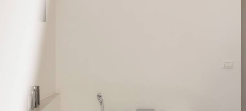 唐娜维娜兰达(Donna Veneranda)图片