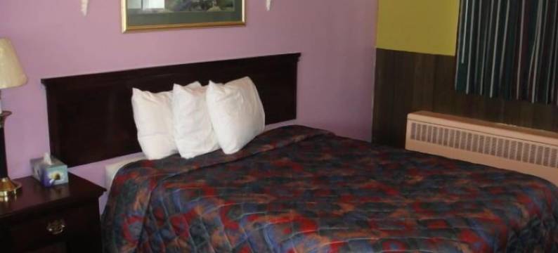 斯坦迪什汽车旅馆(Standish Motel)图片