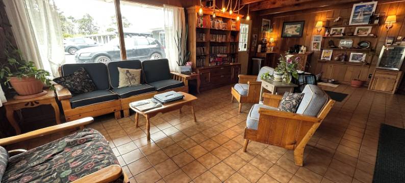 迪恩的海滨旅馆(蒂利库姆海滩汽车旅馆)(Tillicum Beach Motel - Formerly Deane's Oceanfront Lodge)图片