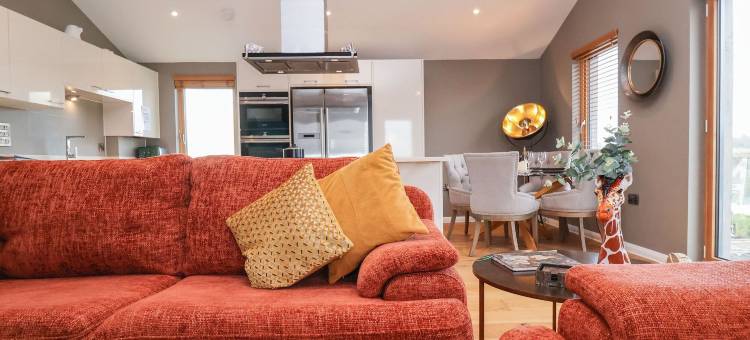 伍德桥顶层公寓(Woodbridge Penthouse)图片