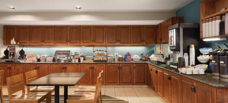 本顿维尔南罗吉斯丽怡酒店(Country Inn & Suites by Radisson, Bentonville South - Rogers, AR)图片