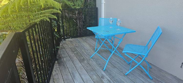Relax and enjoy the North Shore in this cozy and stylish unit.图片