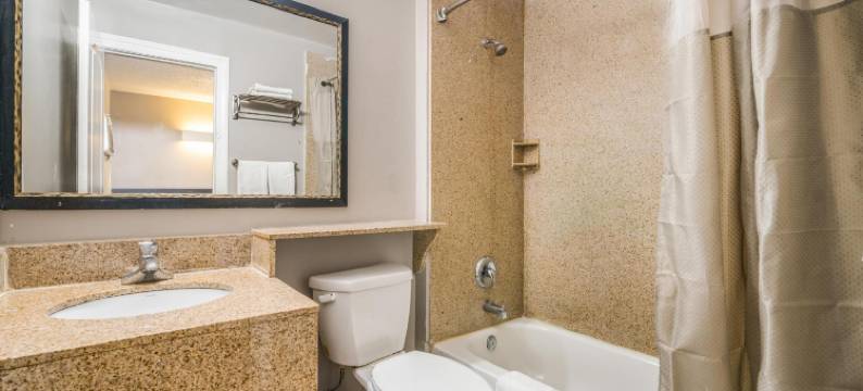 加利福尼亚旧金山 - 伦巴底街 6 号汽车旅馆(Motel 6 San Francisco, CA – Lombard Street)图片