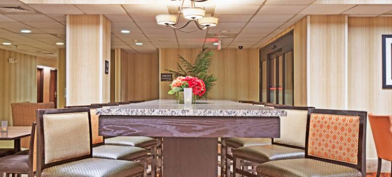 欢朋亨廷顿/巴伯斯维尔酒店(Hampton Inn Huntington/Barboursville)图片